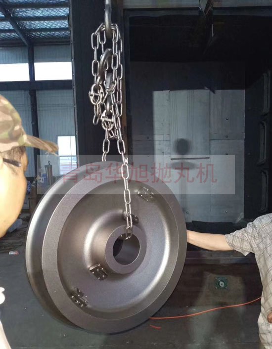 吊鉤式拋丸機(jī)清理動(dòng)車(chē)輪子后的效果